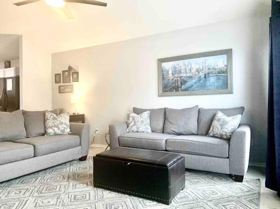 Modern Updates - Great Location - King Bed- Bmt San Antonio Buitenkant foto