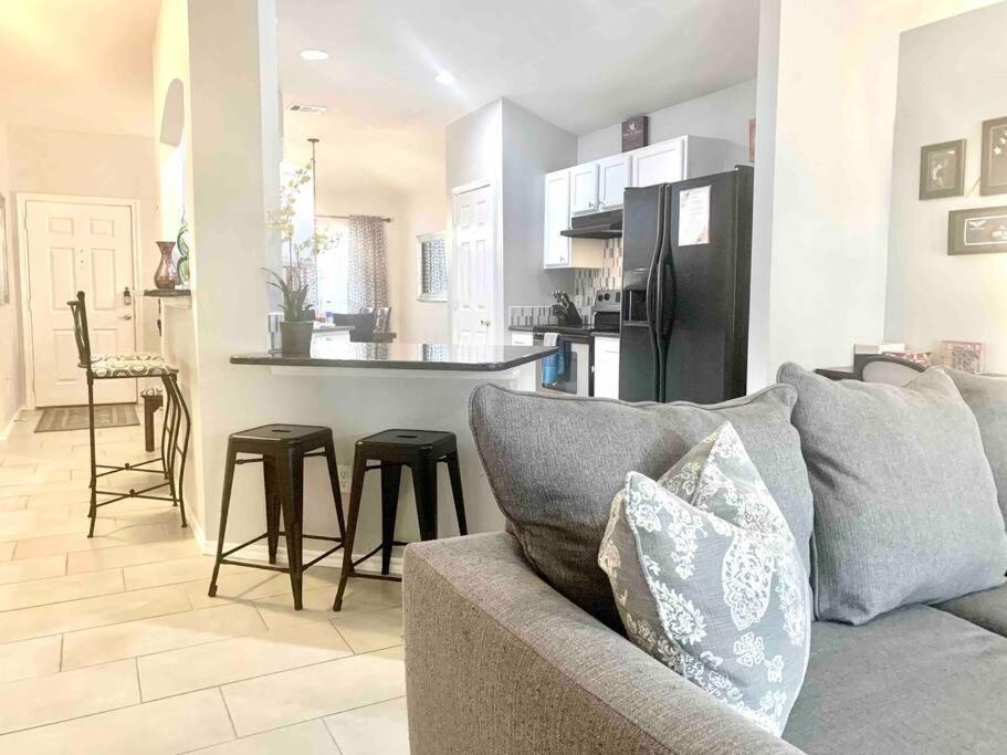 Modern Updates - Great Location - King Bed- Bmt San Antonio Buitenkant foto