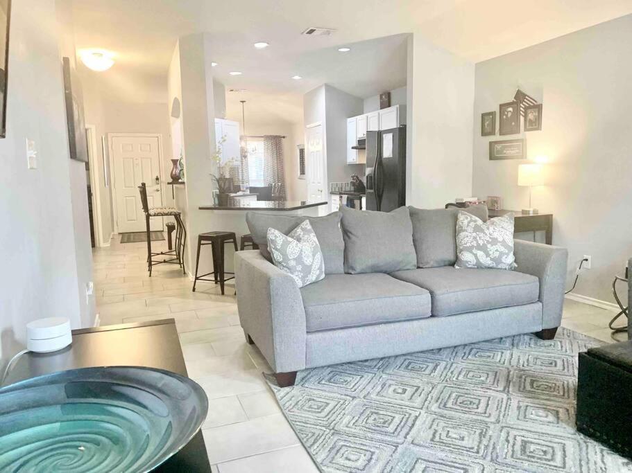 Modern Updates - Great Location - King Bed- Bmt San Antonio Buitenkant foto